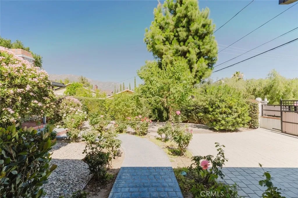 7305 Verdugo Crestline Drive