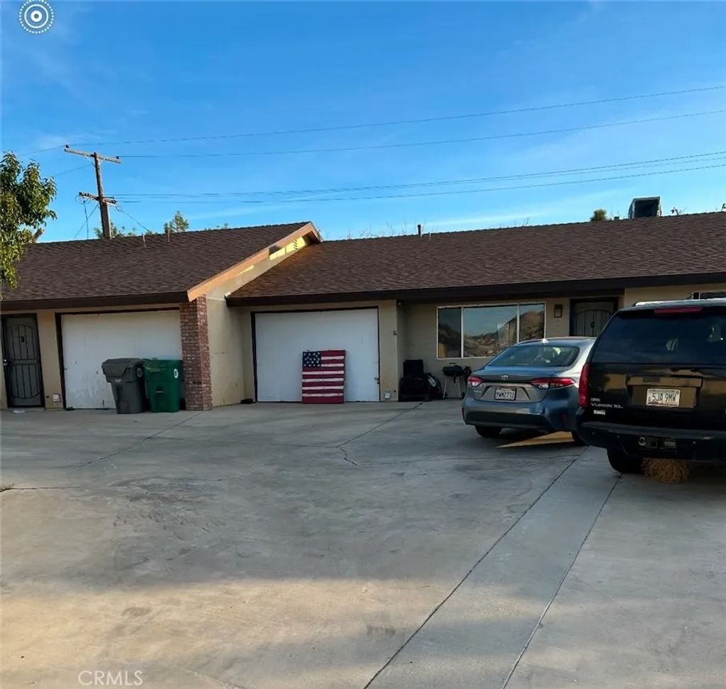 Photo of 57393 Lupine Drive, Yucca Valley, CA 92284 (MLS # SW26070477)