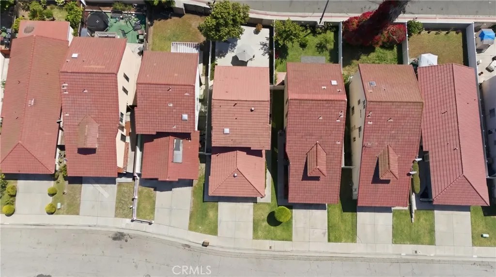 700 W Almond Street