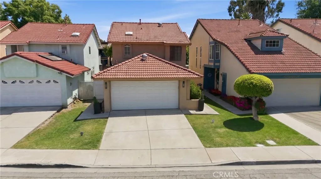 700 W Almond Street