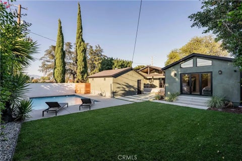 Tiny photo for 5525 Wortser Avenue, Sherman Oaks, CA 91401 (MLS # SR26217089)