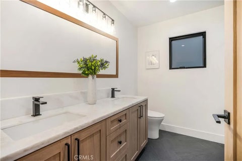 Tiny photo for 5525 Wortser Avenue, Sherman Oaks, CA 91401 (MLS # SR26217089)