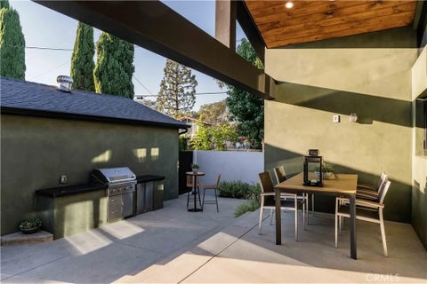 Tiny photo for 5525 Wortser Avenue, Sherman Oaks, CA 91401 (MLS # SR26217089)