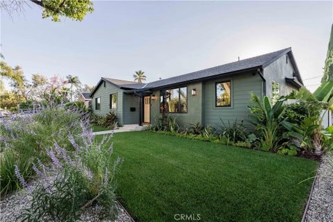 Tiny photo for 5525 Wortser Avenue, Sherman Oaks, CA 91401 (MLS # SR26217089)