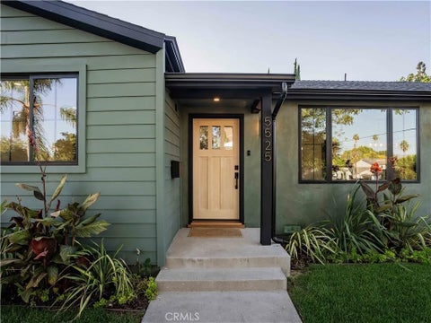 Tiny photo for 5525 Wortser Avenue, Sherman Oaks, CA 91401 (MLS # SR26217089)