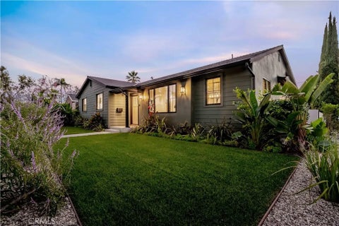 Tiny photo for 5525 Wortser Avenue, Sherman Oaks, CA 91401 (MLS # SR26217089)