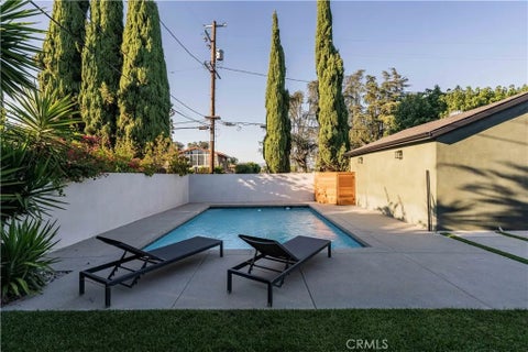 Tiny photo for 5525 Wortser Avenue, Sherman Oaks, CA 91401 (MLS # SR26217089)