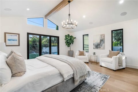 Tiny photo for 5525 Wortser Avenue, Sherman Oaks, CA 91401 (MLS # SR26217089)
