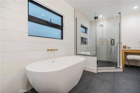 Tiny photo for 5525 Wortser Avenue, Sherman Oaks, CA 91401 (MLS # SR26217089)