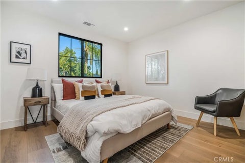 Tiny photo for 5525 Wortser Avenue, Sherman Oaks, CA 91401 (MLS # SR26217089)
