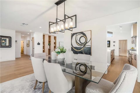 Tiny photo for 5525 Wortser Avenue, Sherman Oaks, CA 91401 (MLS # SR26217089)