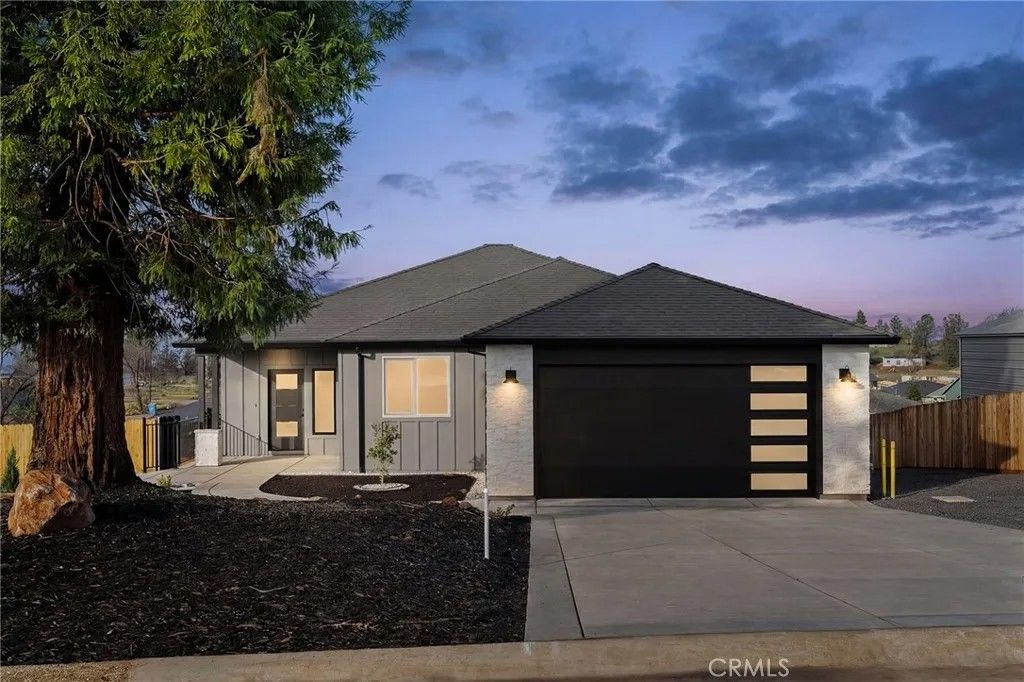 Photo of 633 Circlewood Drive, Paradise, CA 95928 (MLS # SN26022218)