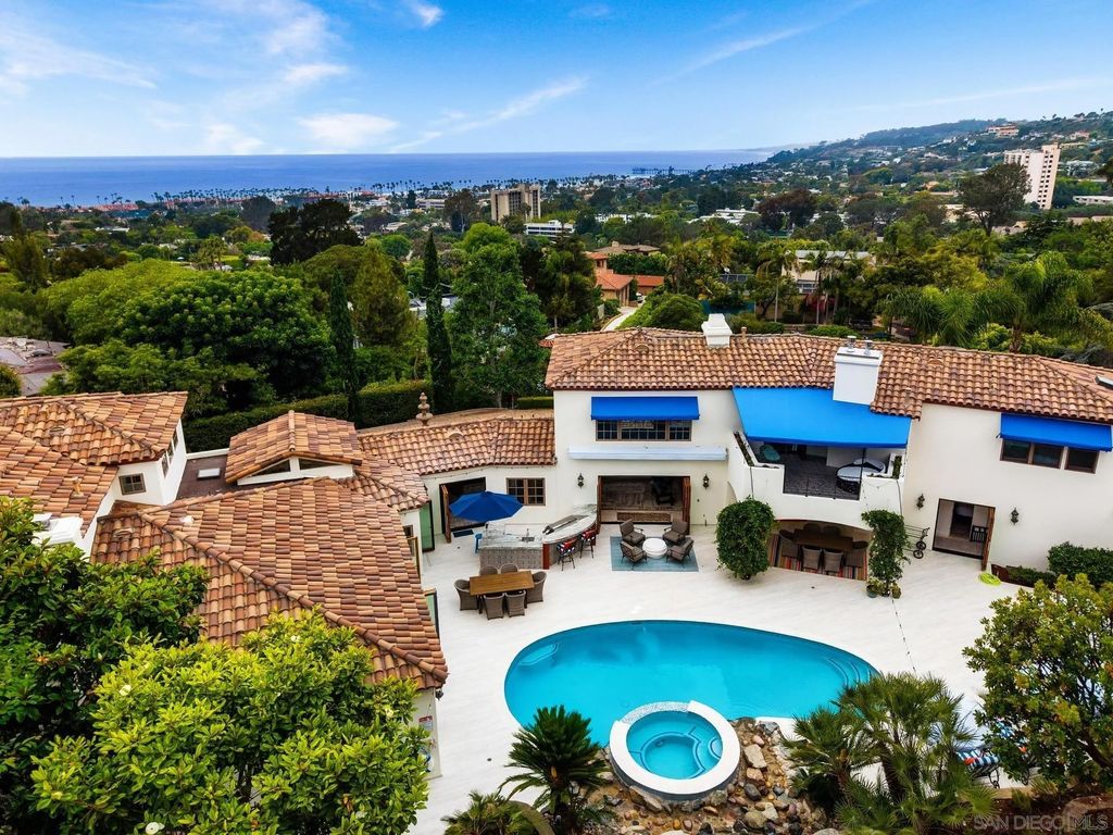 Photo of 2643 Hidden Valley Rd, La Jolla, CA 92037 (MLS # 260009981)