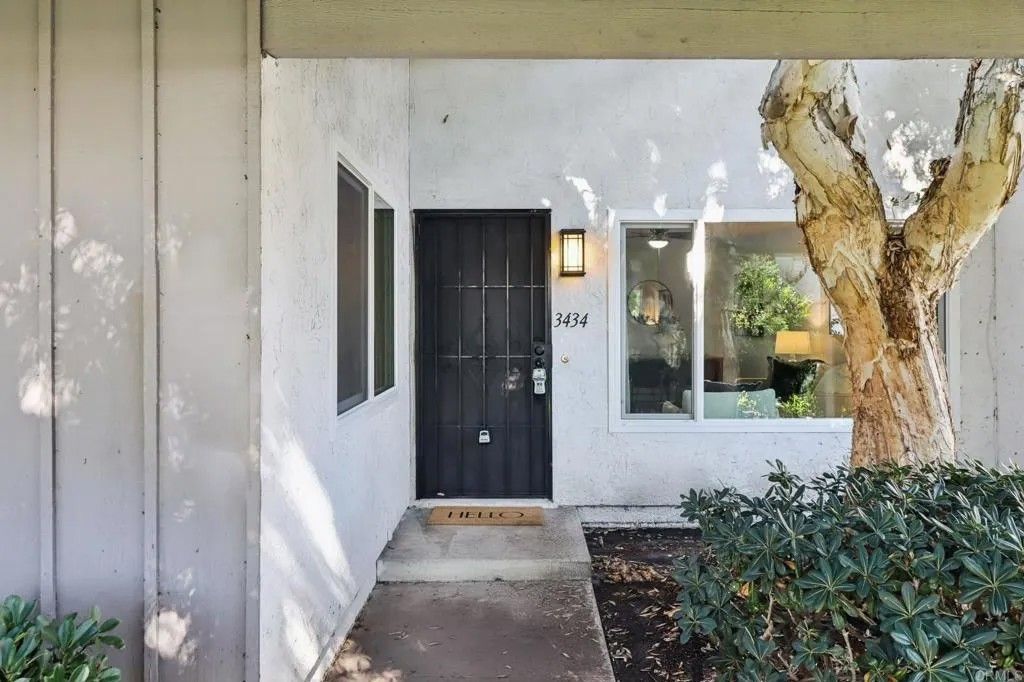 Photo of 3434 Seabreeze Walk, Oceanside, CA 92056 (MLS # NDP2510955)