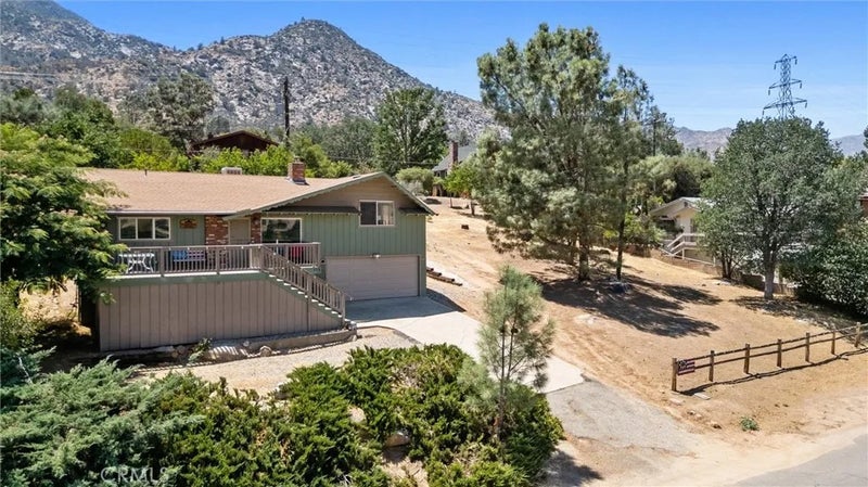 119 Pine Drive