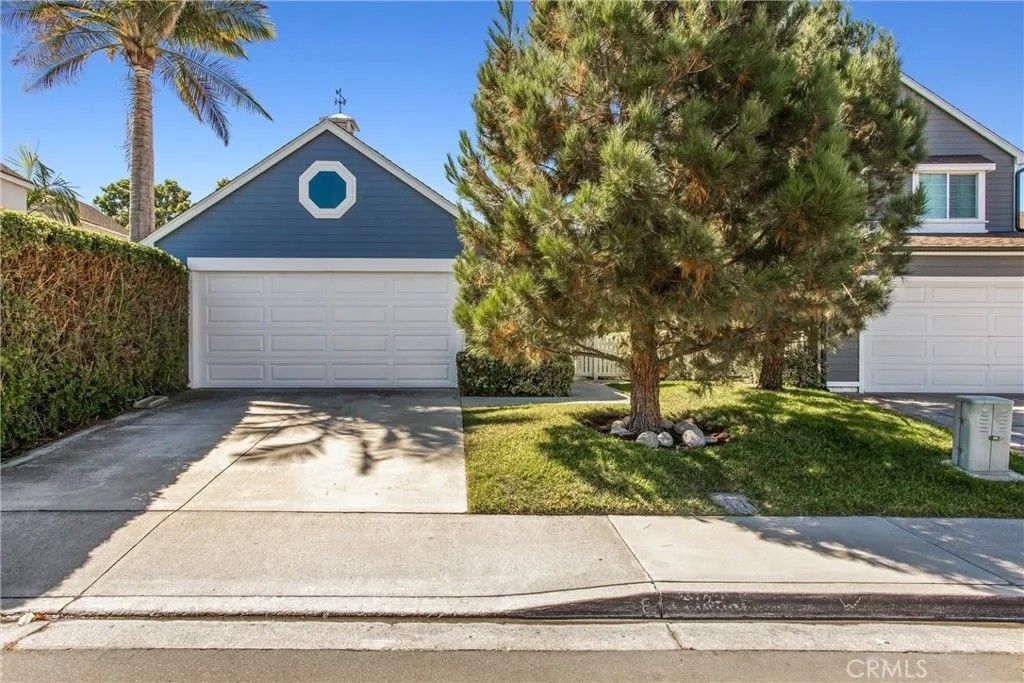 Photo of 21055 Carob Ln, Mission Viejo, CA 92691 (MLS # IG25237927)