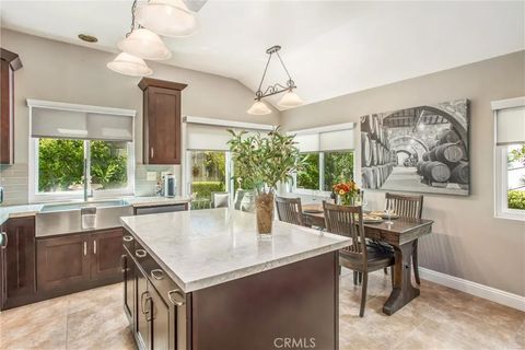 Tiny photo for 21055 Carob Ln, Mission Viejo, CA 92691 (MLS # IG25237927)
