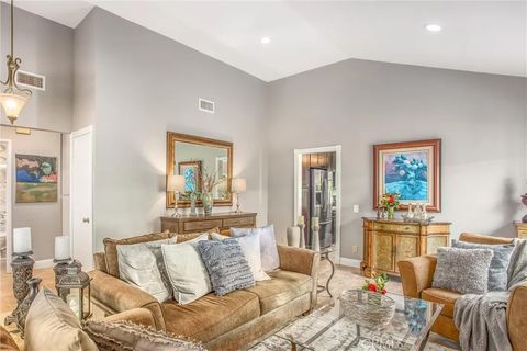Tiny photo for 21055 Carob Ln, Mission Viejo, CA 92691 (MLS # IG25237927)