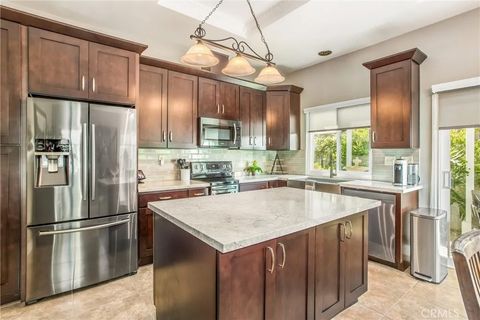 Tiny photo for 21055 Carob Ln, Mission Viejo, CA 92691 (MLS # IG25237927)