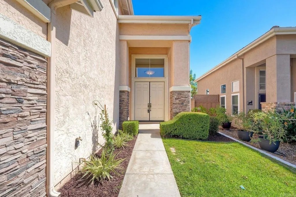 12067 Wooded Vista Lane