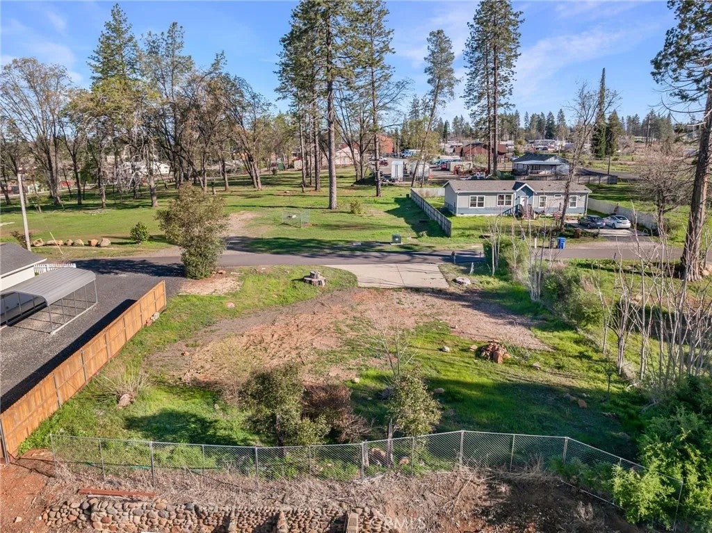 Photo of 772 Willow St, Paradise, CA 95969 (MLS # SN26186328)