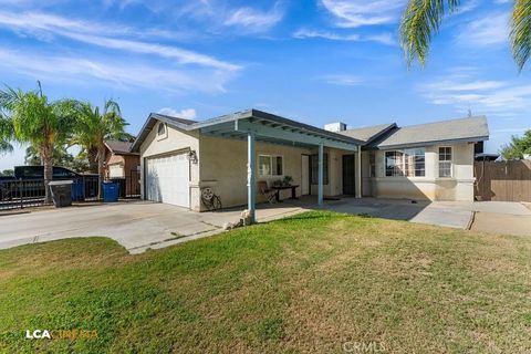 Tiny photo for 539 11th Street, Mcfarland, CA 92350 (MLS # NS25232631)