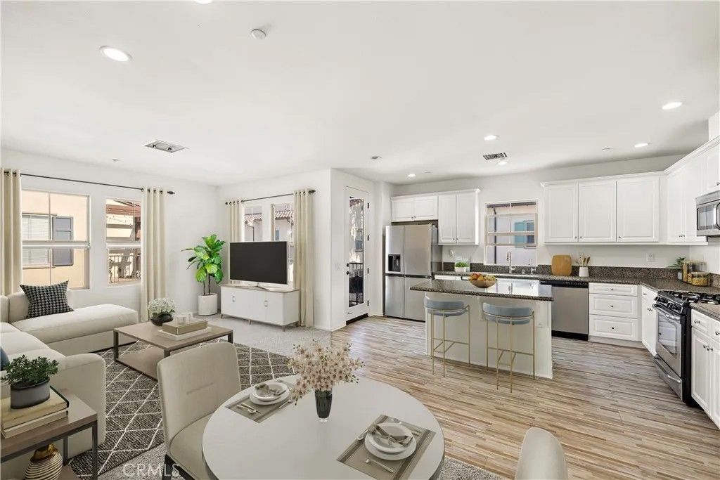 Photo of 522 S Melrose St, Anaheim, CA 92805 (MLS # OC26030491)