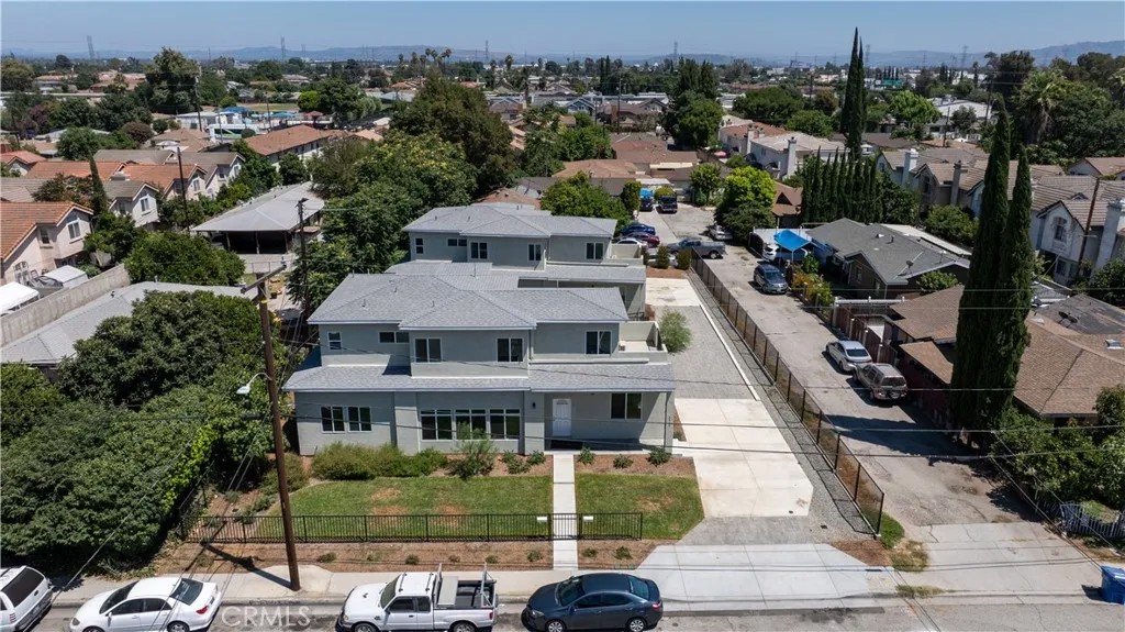 3442 Whistler Avenue