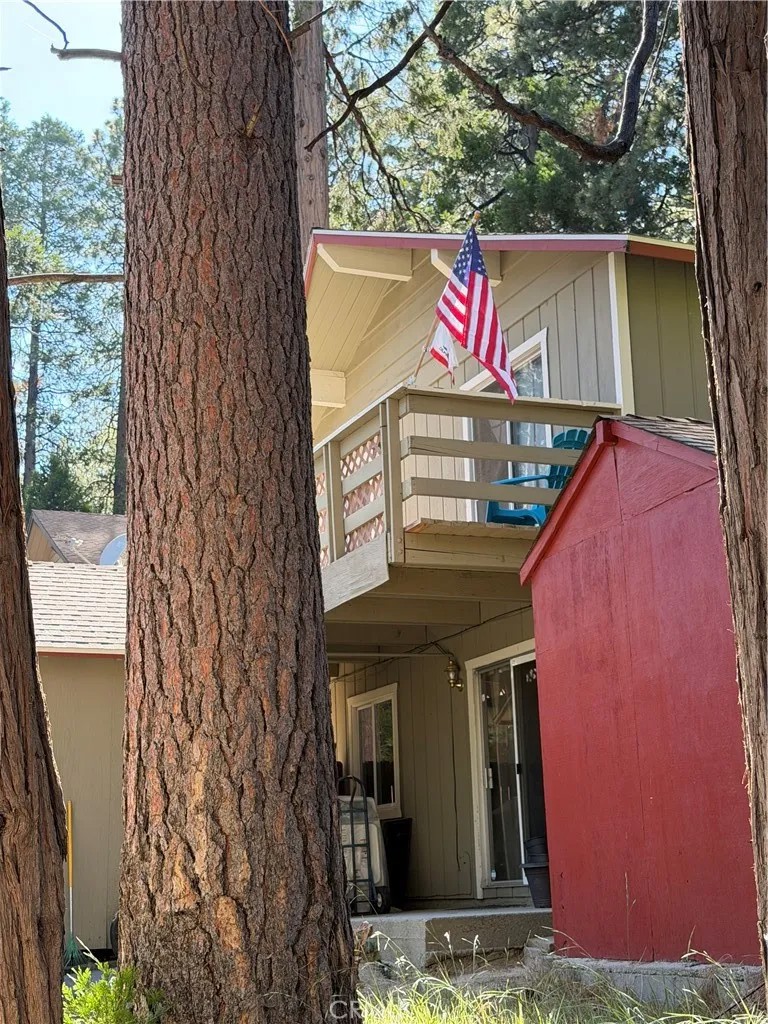 31861 Hollow Way