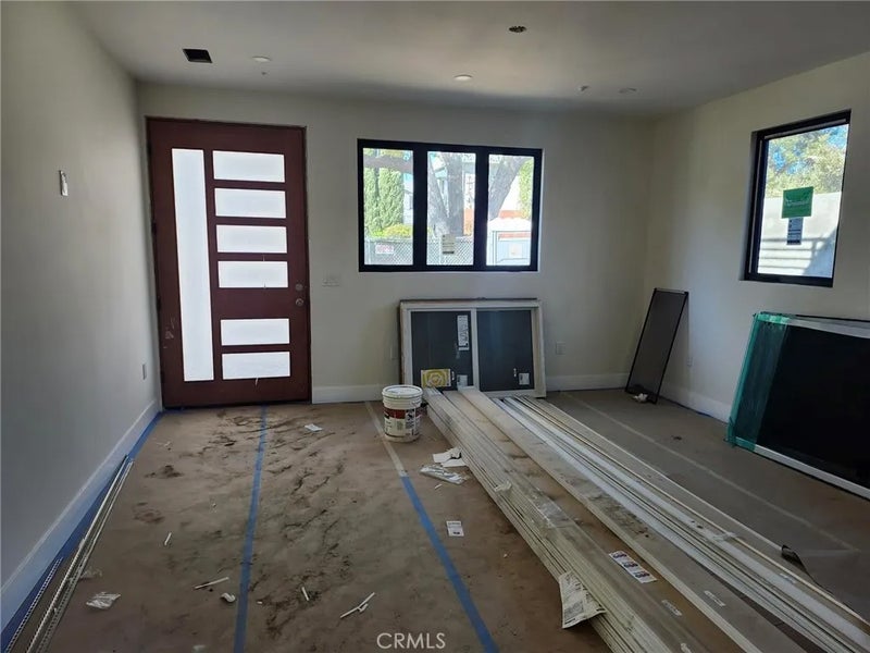 440 N Oak