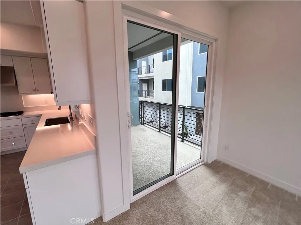 Photo of 215 Sash, Irvine, CA 92618 (MLS # OC25268494)