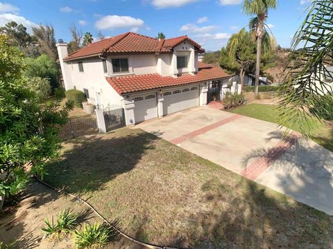 Photo of 449 Avenida Abajo, El Cajon, CA 92020 (MLS # 250042381)