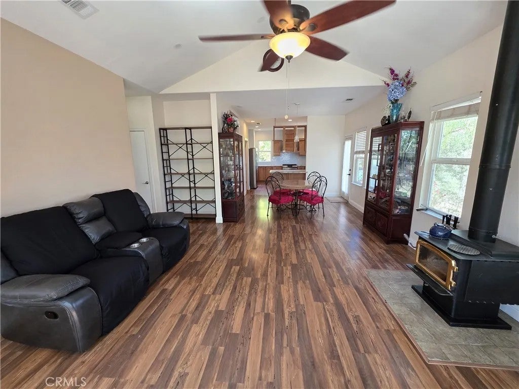149 View Ln