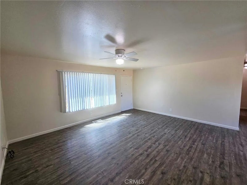 822 Walnut