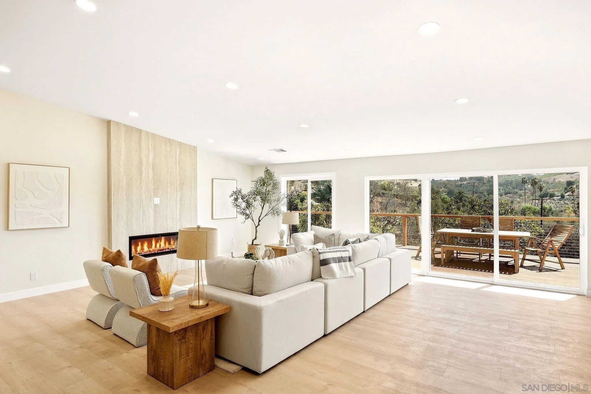 2073 Willow Glen