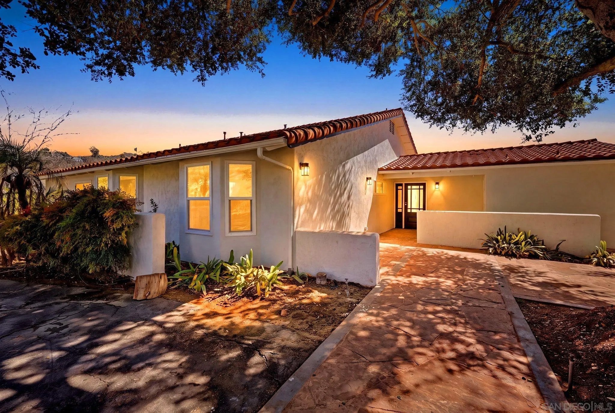 2073 Willow Glen
