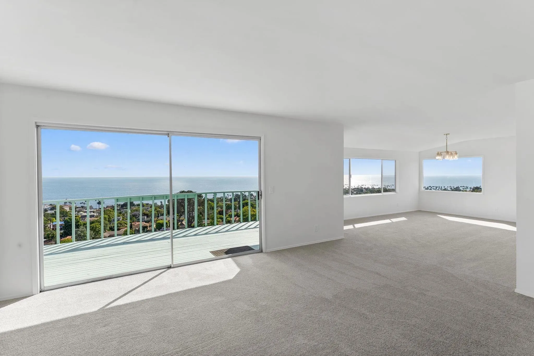 La Jolla, California 92037, United States, 3 Bedrooms Bedrooms, ,3 BathroomsBathrooms,Residential,Active,165341