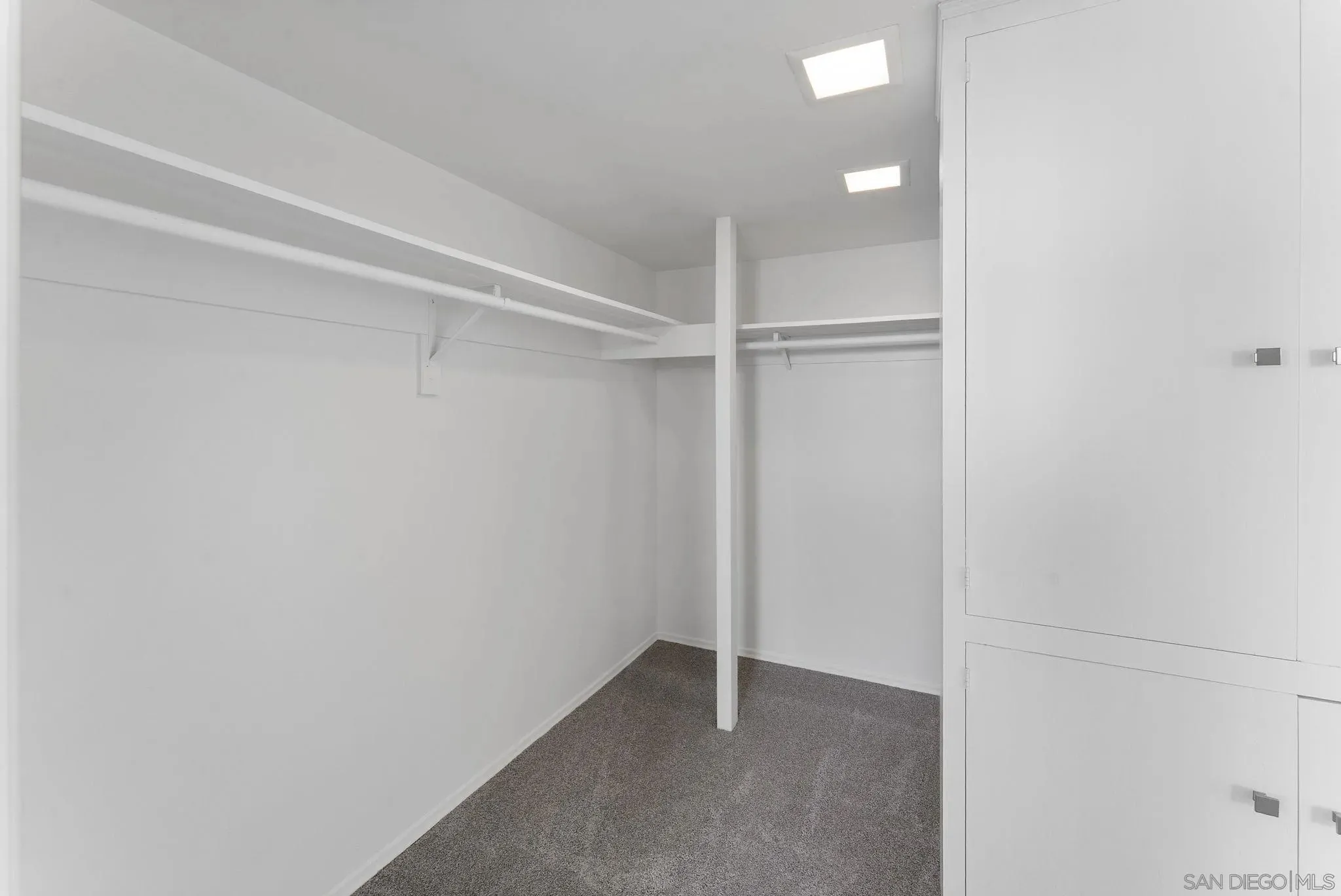 La Jolla, California 92037, United States, 3 Bedrooms Bedrooms, ,3 BathroomsBathrooms,Residential,Active,165341