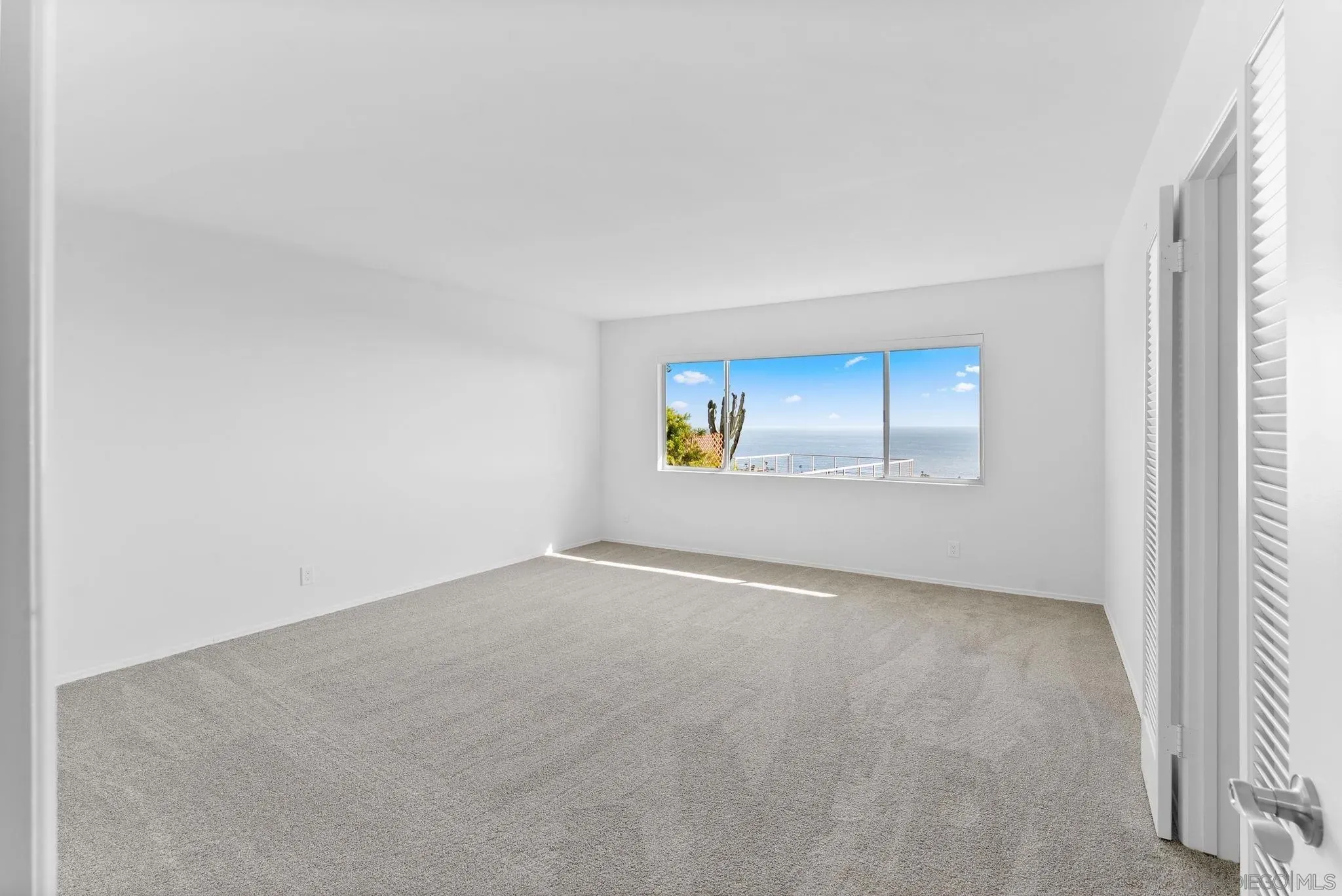 La Jolla, California 92037, United States, 3 Bedrooms Bedrooms, ,3 BathroomsBathrooms,Residential,Active,165341