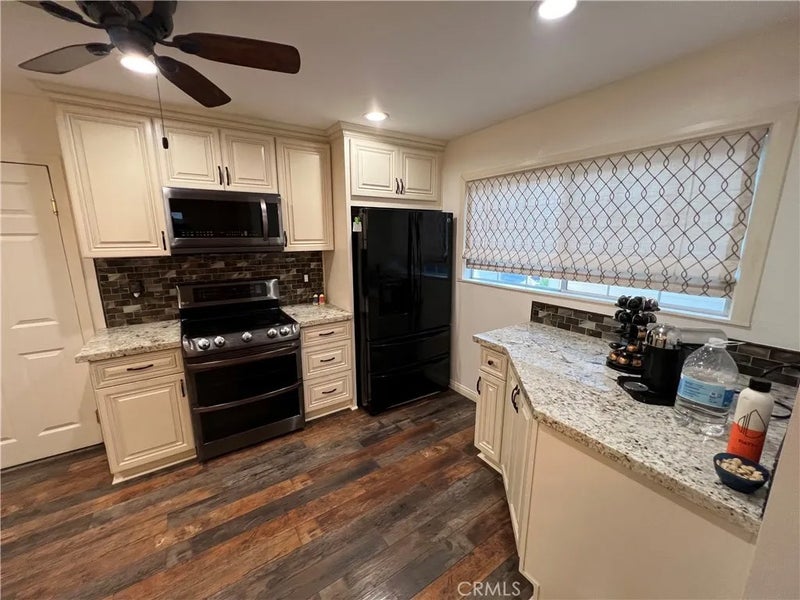 2484 Cambridge