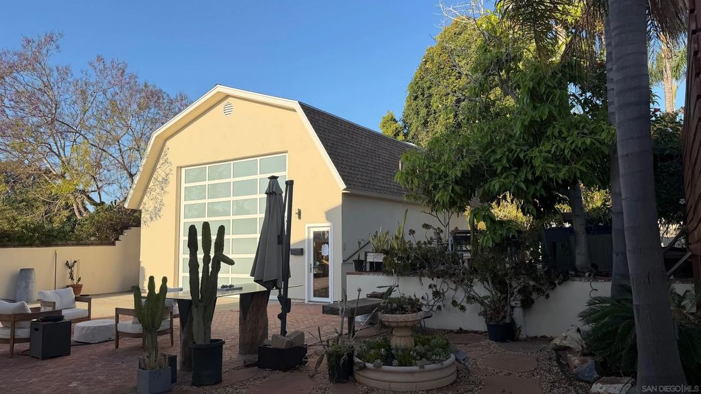 Photo of 2143 Deerpark Dr, San Diego, CA 92110 (MLS # 260007637)