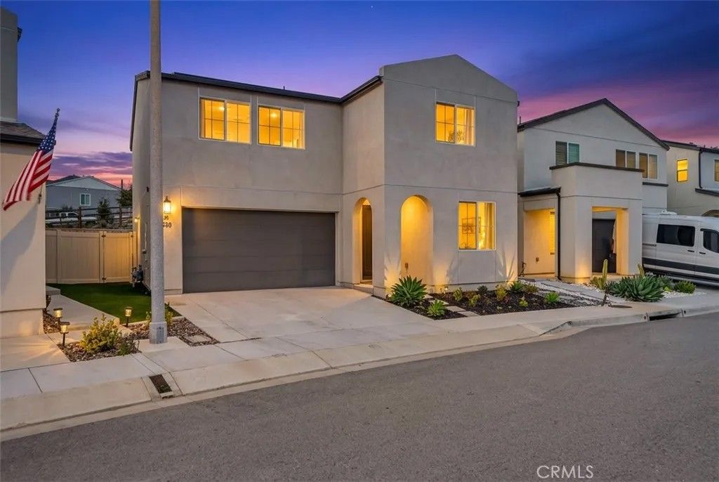 Photo of 220 Hass Lane, Fallbrook, CA 92028 (MLS # SW26021865)
