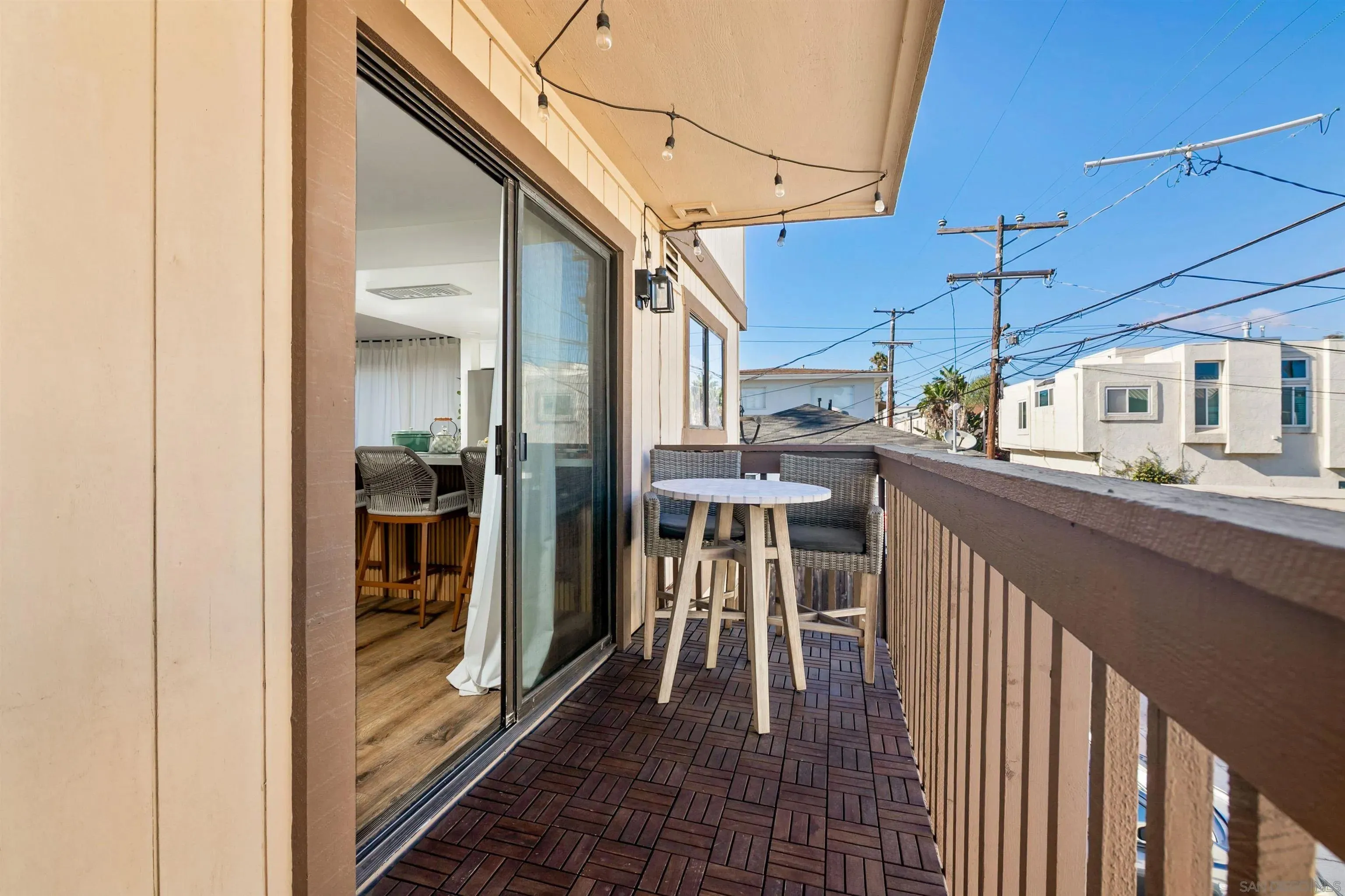 San Diego, California 92109, United States, 2 Bedrooms Bedrooms, ,3 BathroomsBathrooms,Residential,Active,233111