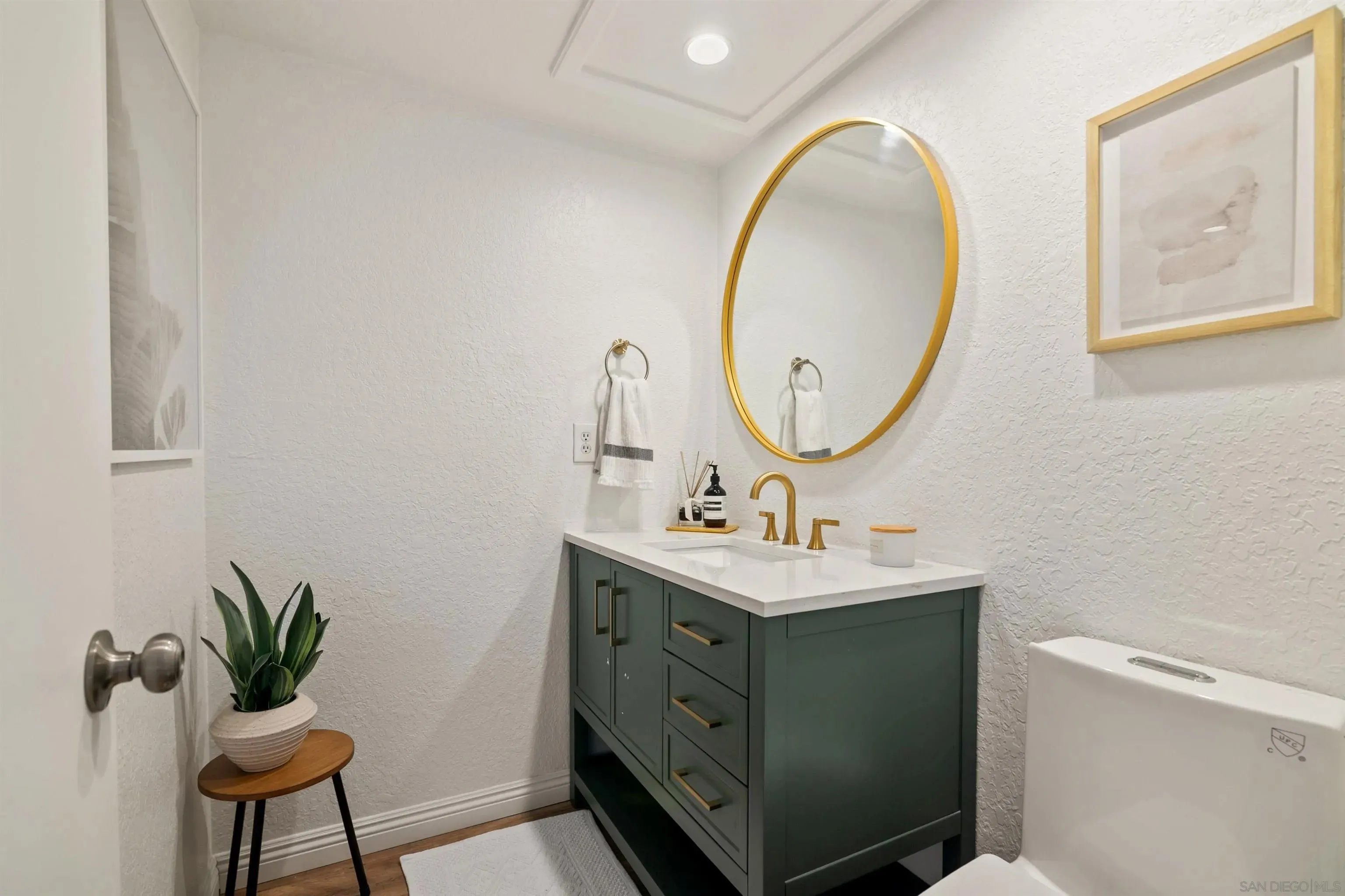 San Diego, California 92109, United States, 2 Bedrooms Bedrooms, ,3 BathroomsBathrooms,Residential,Active,233111