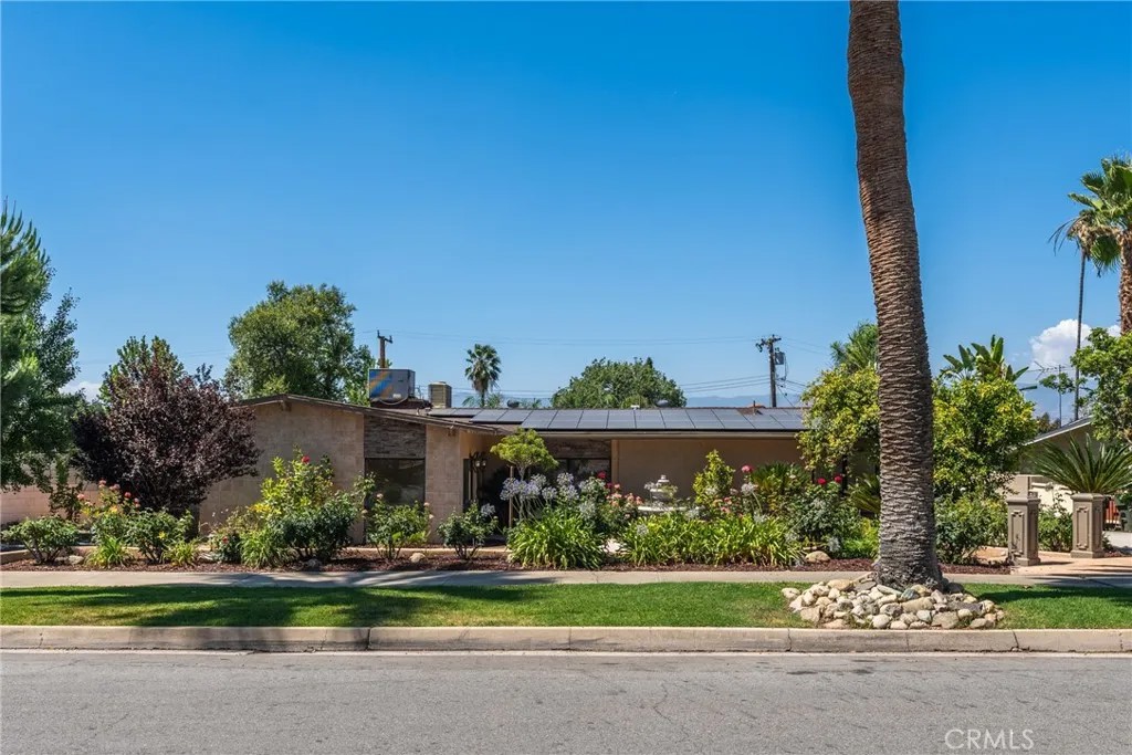 1244 W Highland