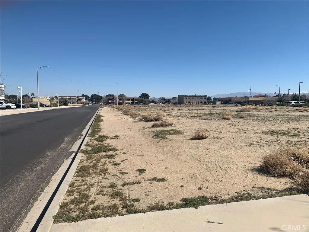Photo of 0 Sage, Victorville, CA 92392 (MLS # HD26002706)