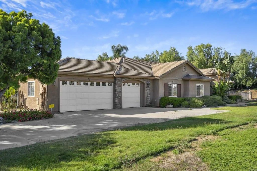 Photo of 13371 Sage Meadow Lane, Valley Center, CA 92082 (MLS # NDP2511282)