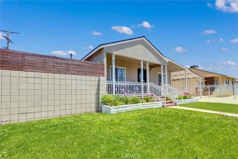 17513 Tiara Street