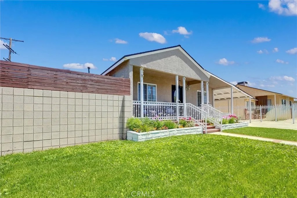 17513 Tiara Street