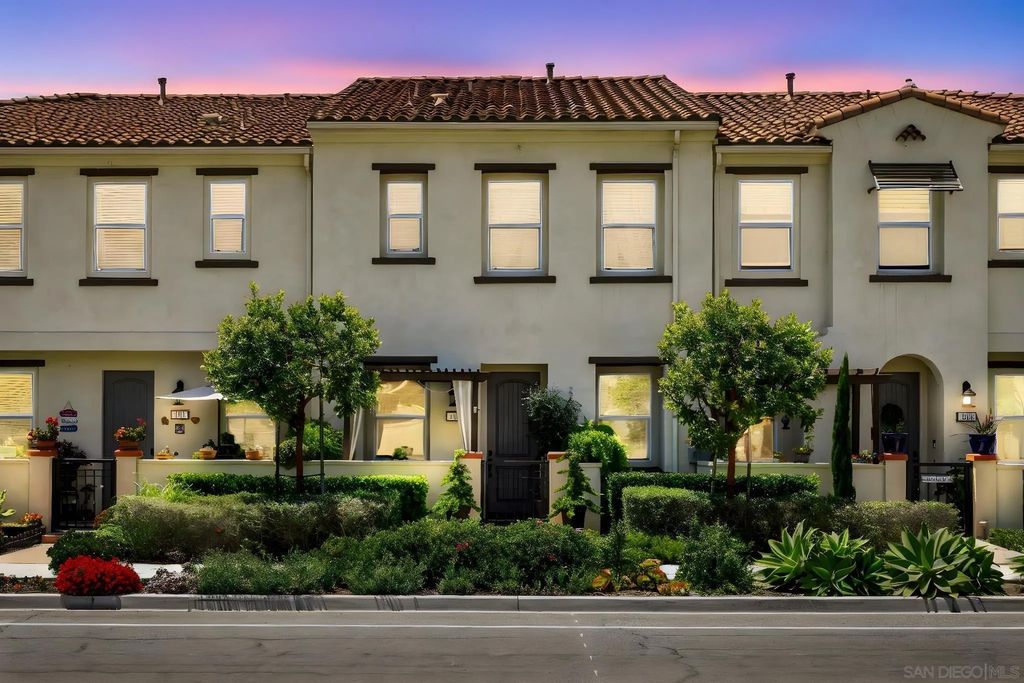 Photo of 4132 Calle Arbol, Oceanside, CA 92057 (MLS # 250035514)